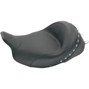 Mustang - Solo Seat - Chrome Studded Vinyl - '08-20 Touring 1