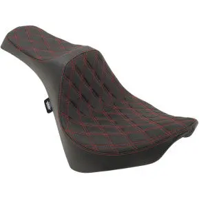 Drag - Predator Iii Seat - Double Diamond, Red Thread - '18-21 Softail 1