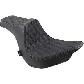 Drag - Predator Iii Seat - Double Diamond, Black Thread - '18-20 Softail 1