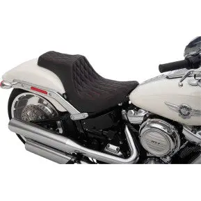 Drag - Predator Iii Seat - Double Diamond, Red Thread - '18-20 Softail 2