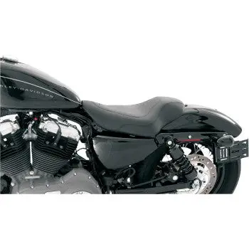 Mustang - Tripper Solo Seat - Synthetic Leather - '04-21 Xl - 3.3 Gallon Tank 1