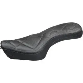 Mustang - Super Tripper Seat - Carbon Style - '04-06 Xl & '10-20 Xl 1