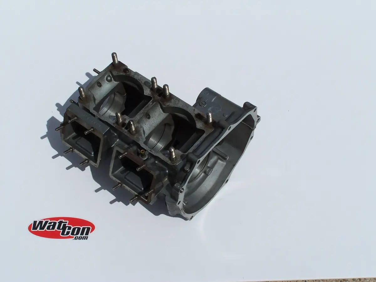 Used Engine Case Kaw 750 Small Pin 1