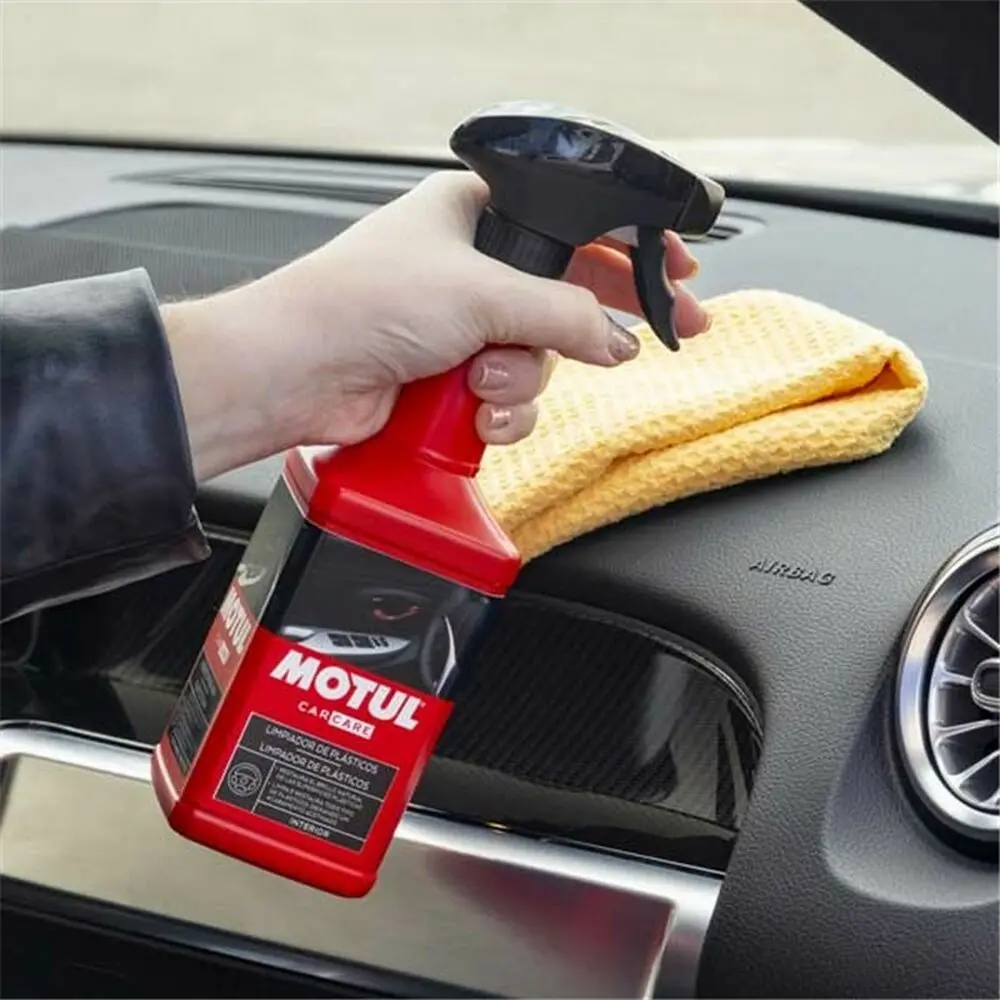 Limpador De Plásticos Motul Mtl110156 500 Ml 2