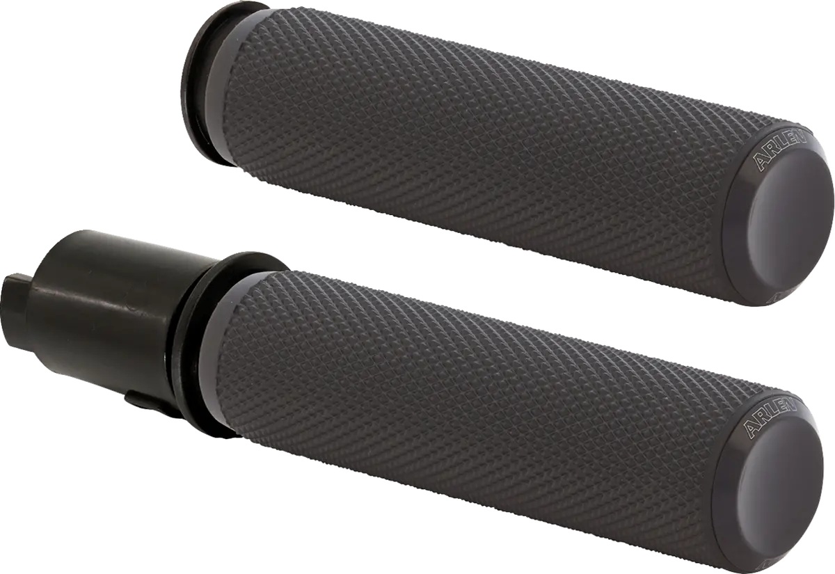 Arlen Ness Knurled Grips - '24+ Tbw 1