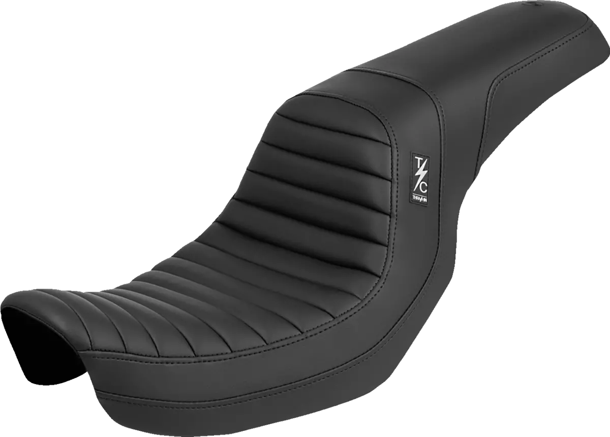 Saddlemen Thrashin ' Pro Series Seat - Tuck-N-Roll (Ts80604t) Dyna 06-17 1