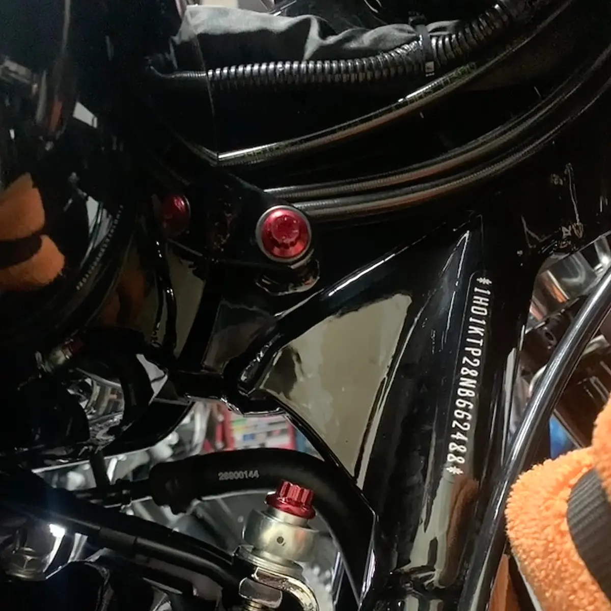 07+ Bagger Tank Bolts Arp 5