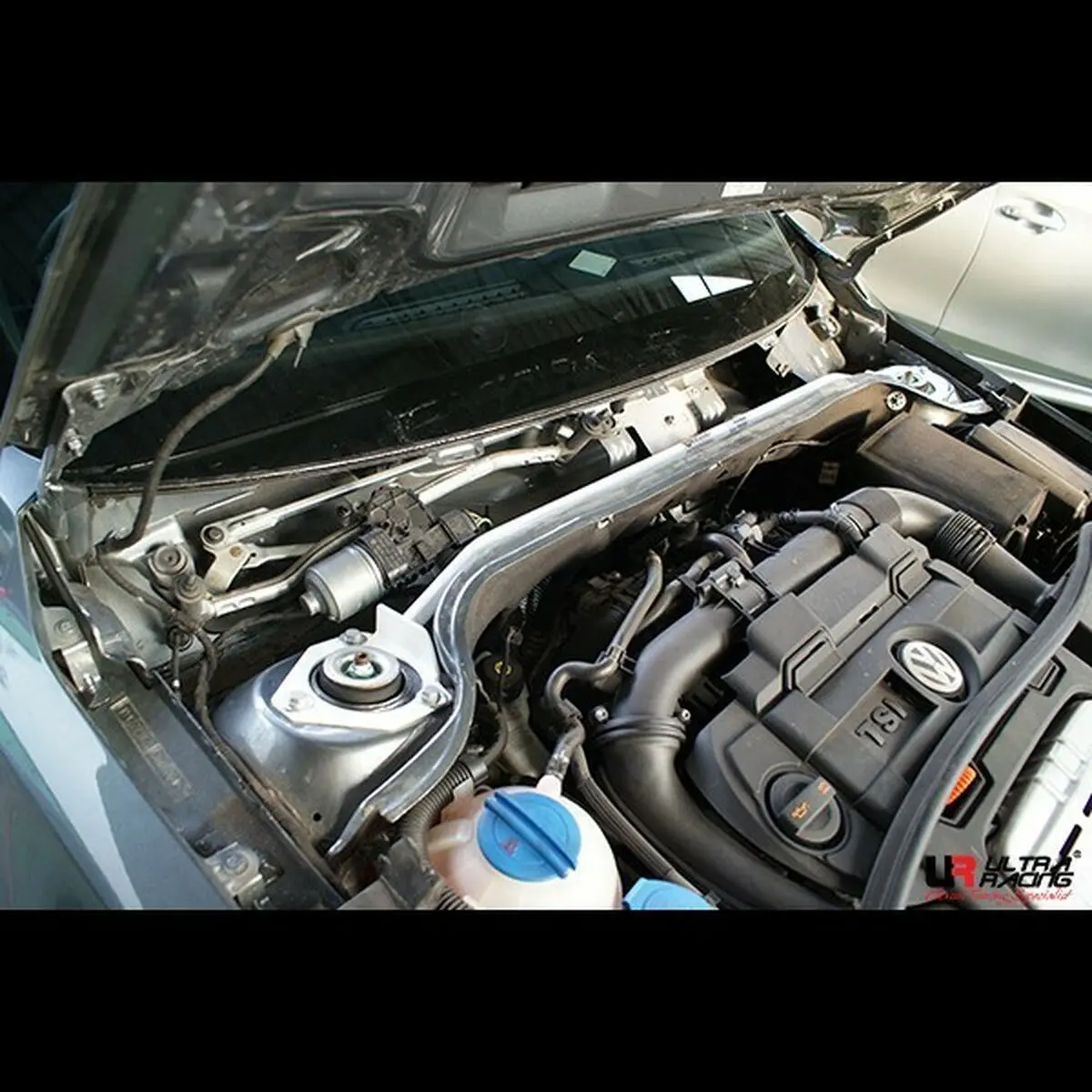 Barra De Reforço Ultra Racing Urtw2-1565 1