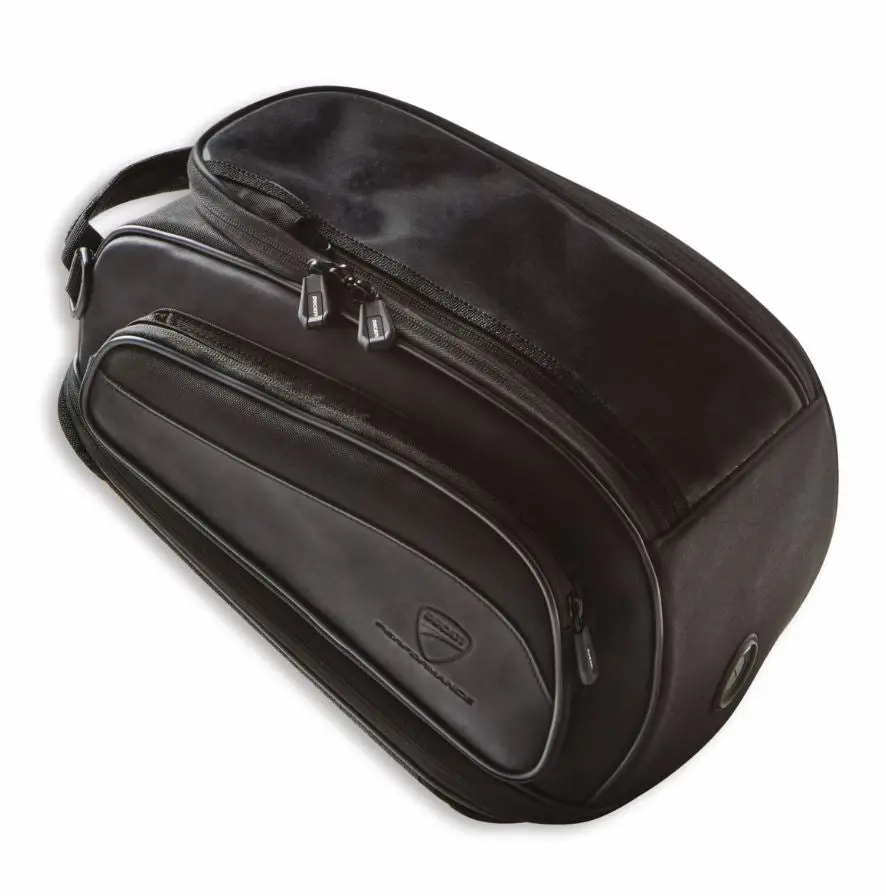 Ducati Diavel V4 Magnetic Tank Bag 1