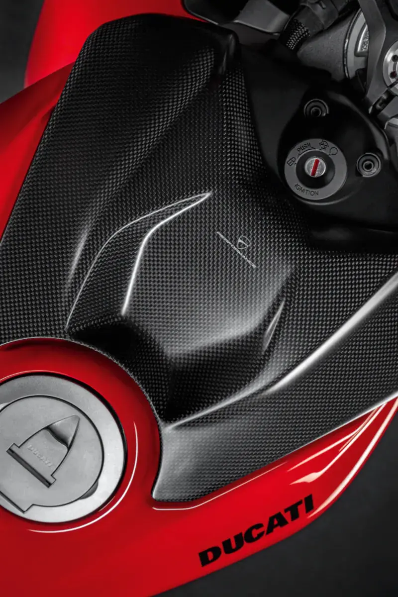 Ducati Panigale V4 Carbon Fiber Tank Cover 2