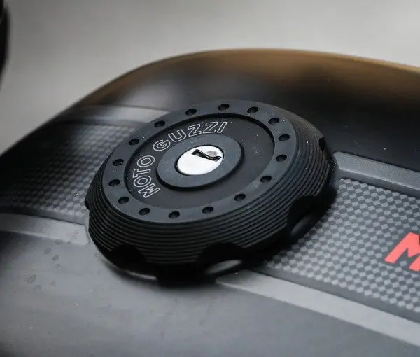 Moto Guzzi V7 850 Billet Aluminum Fuel Tank Cap Cover 2