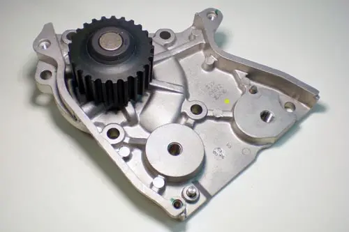 Gmb Water Pump For Ford Telstar, Kia Credos, Sportage, Mazda 626 - Gwk19a 1