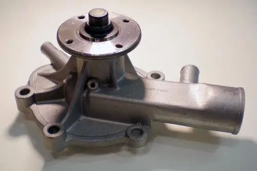 Gmb Water Pump For Daihatsu Delta, Toyota Celica, Corona - Gwt31a 1