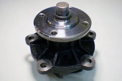 Gmb Water Pump For Toyota Dyna, Landcruiser - Gwt65a 1