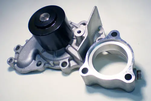 Gmb Water Pump For Lexus Es300, Toyota Camry, Scepter - Gwt71a 1