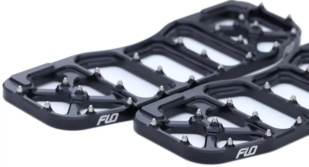Flo V5 Bagger / Touring Harley Floor Boards 3