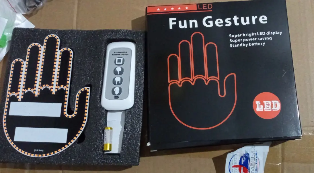Led Fun Gesture Signal Display With Remote Control 2