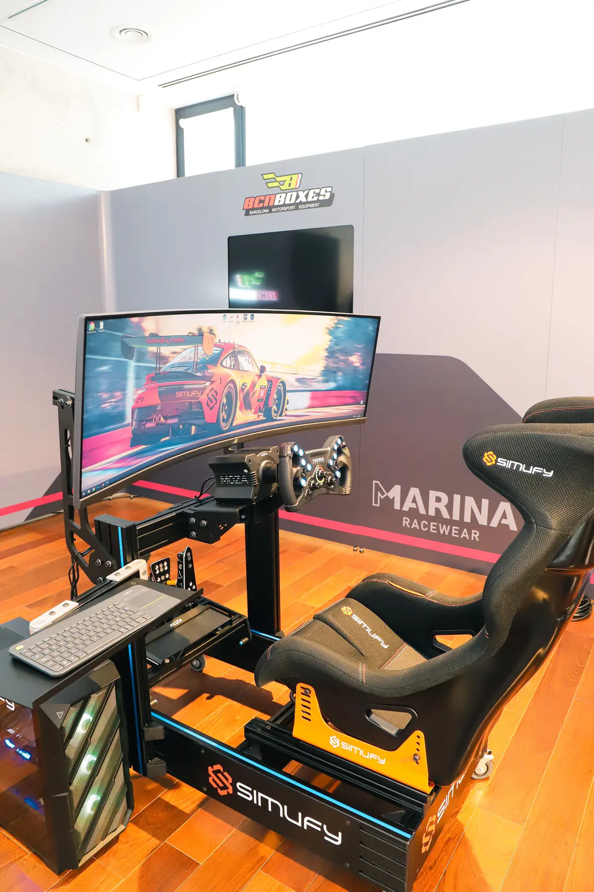 Simulador Simufy Gt1 Edición Marina Racewear 4