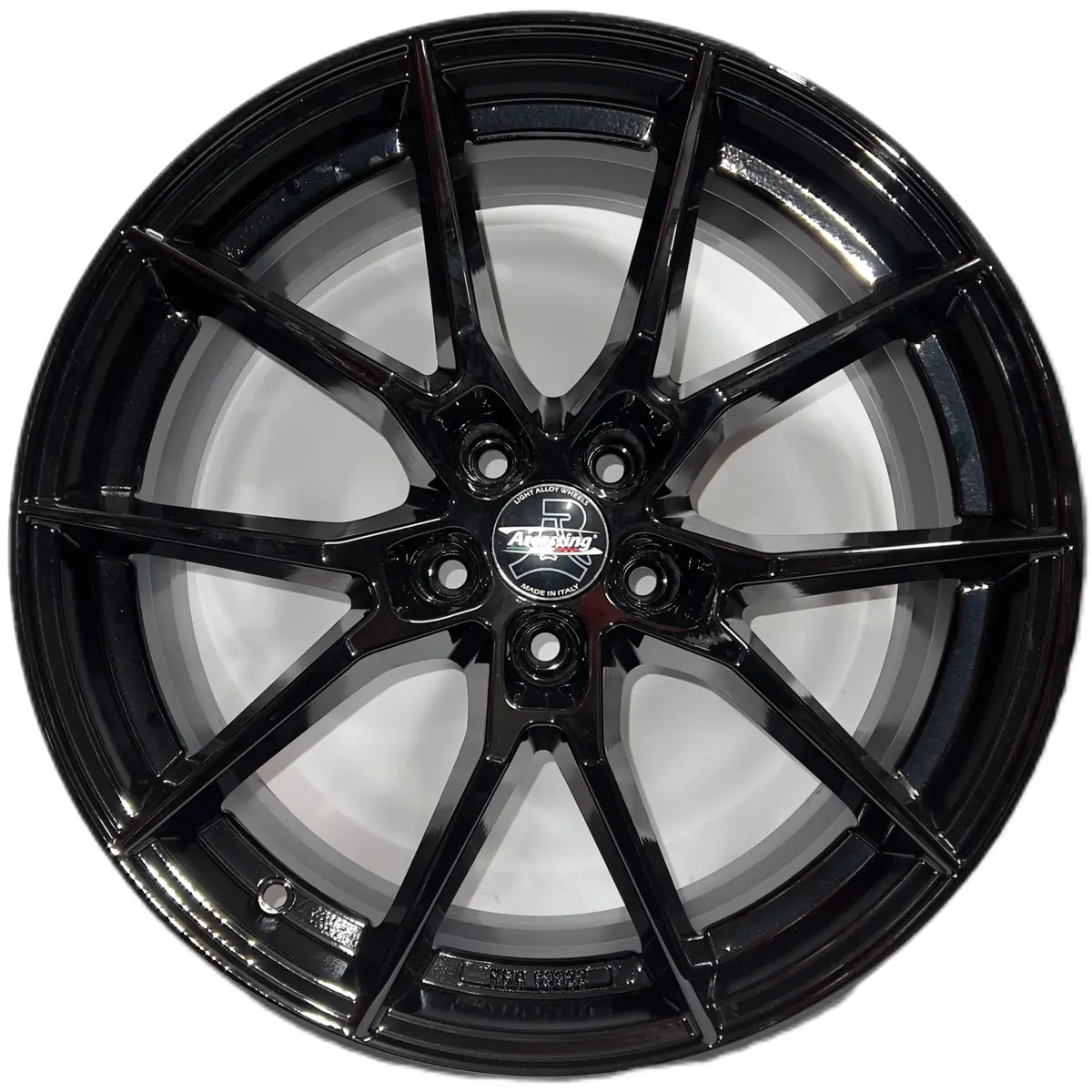 19" Arcasting Ary Gloss Black 1