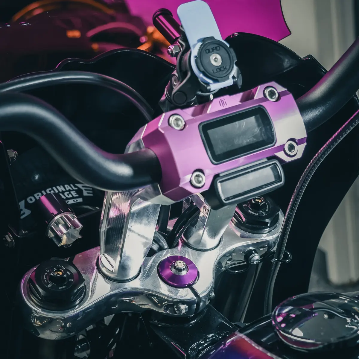 Og M8 Softail Billet Fork Stem Cap 2
