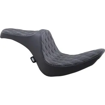 Drag - Predator Iii Seat - Black Seat, Double Diamond Silver Stitching - '06-17 Softail 1