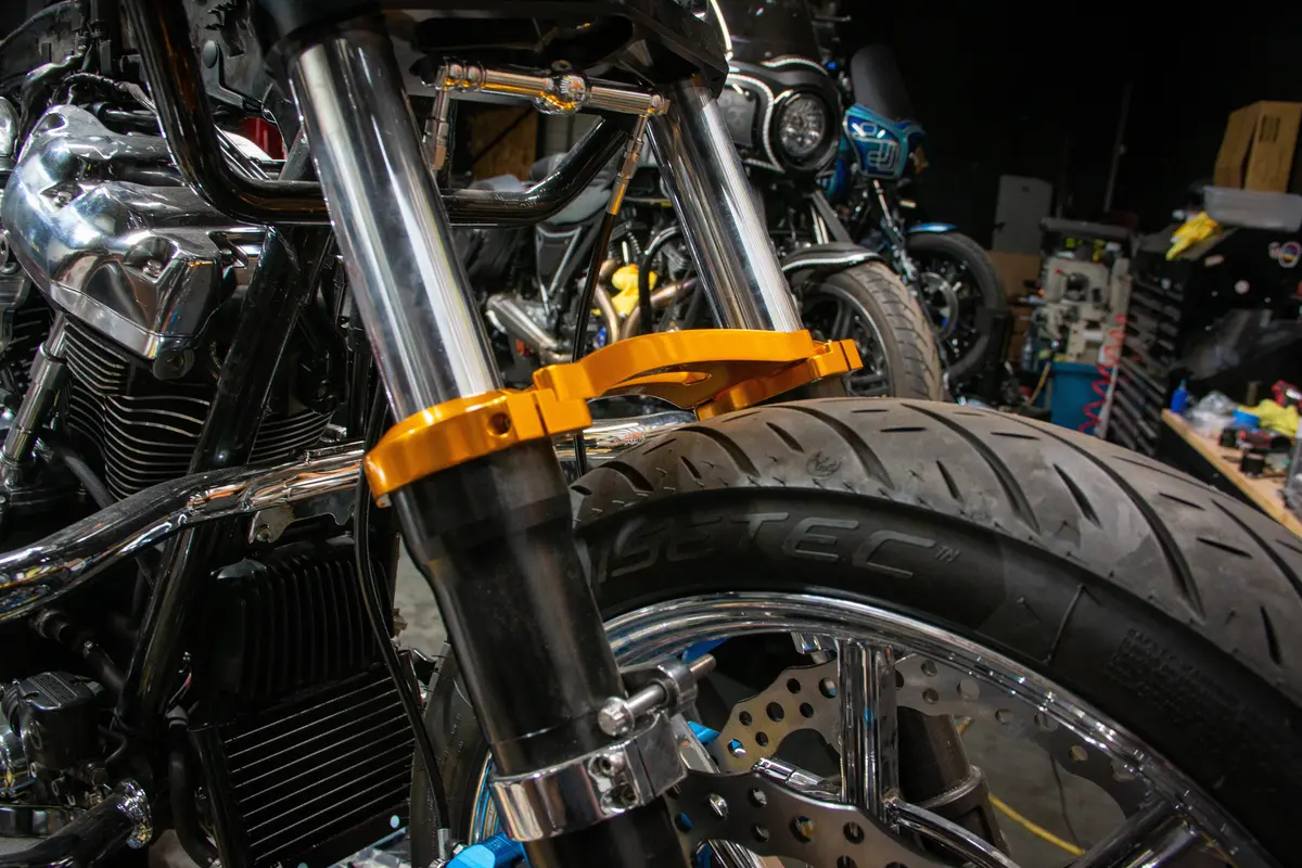 Slim Line Fork Brace For Alloy Art Lower Legs - Touring 2