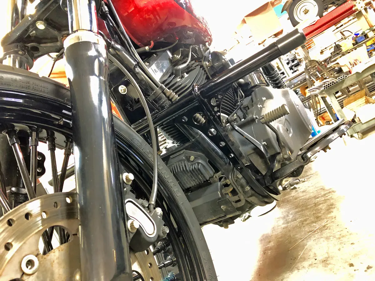 Bung King Highway Peg Crash Bar For Dyna With Forward Controls 2