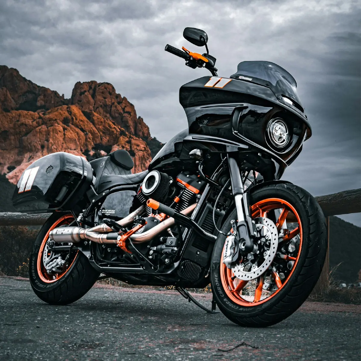 Og Highway Peg Crash Bar For Harley-Davidson M8 Softail 8