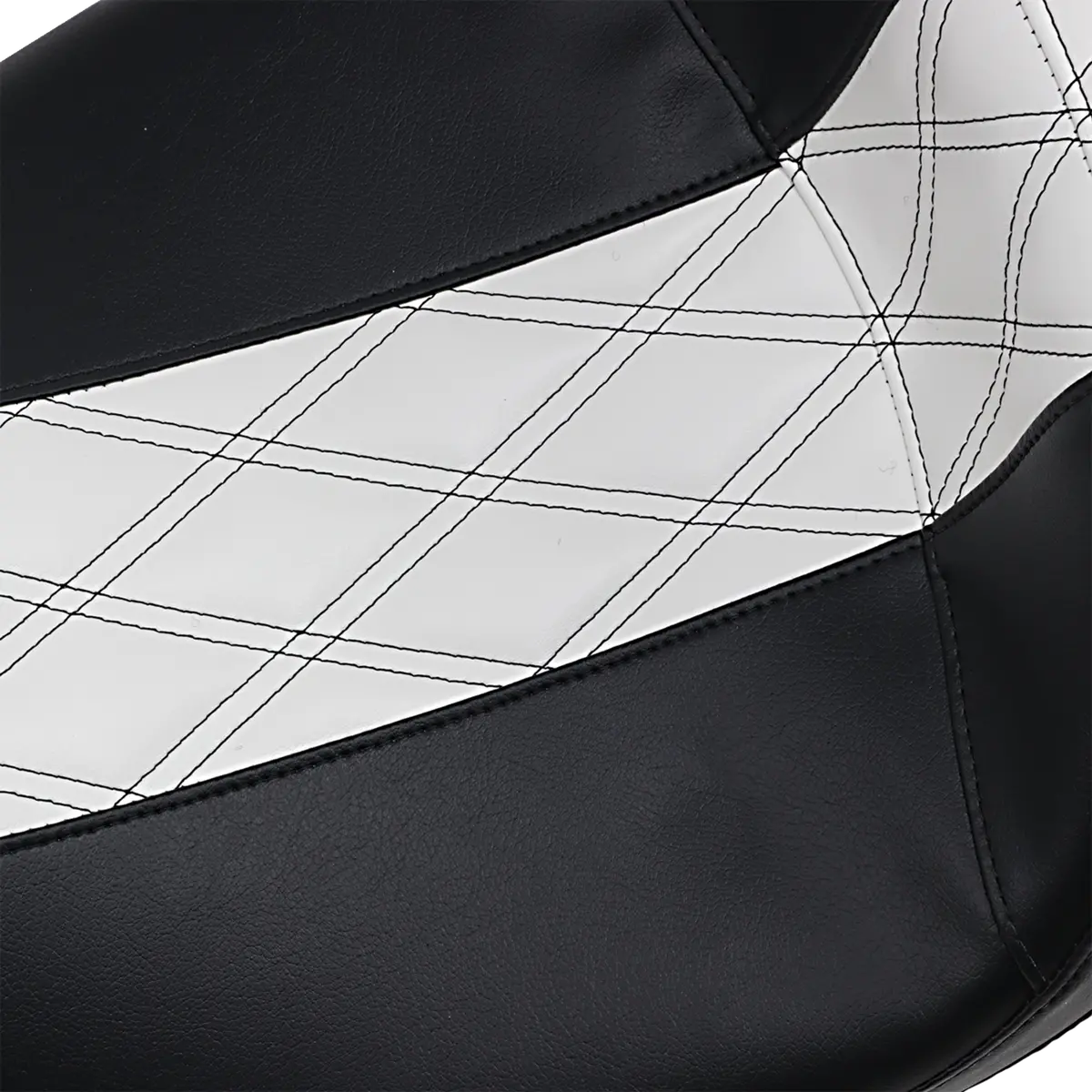 Le Pera Outcast Daddy Long Legs Seat - 2Up - W/O Backrest - Black W/ White Double Diamond Inlay (Lk-997Dlgt1) Touring 08-22, Cvo 14 2