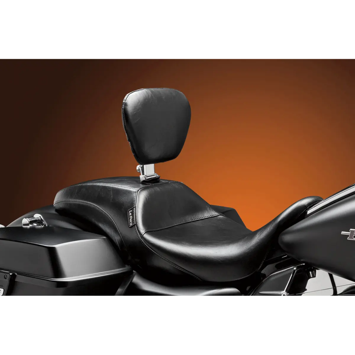 Le Pera Outcast Seat - Full-Length - With Backrest - Smooth - Black (Lk-987Br) Touring 08-23 1