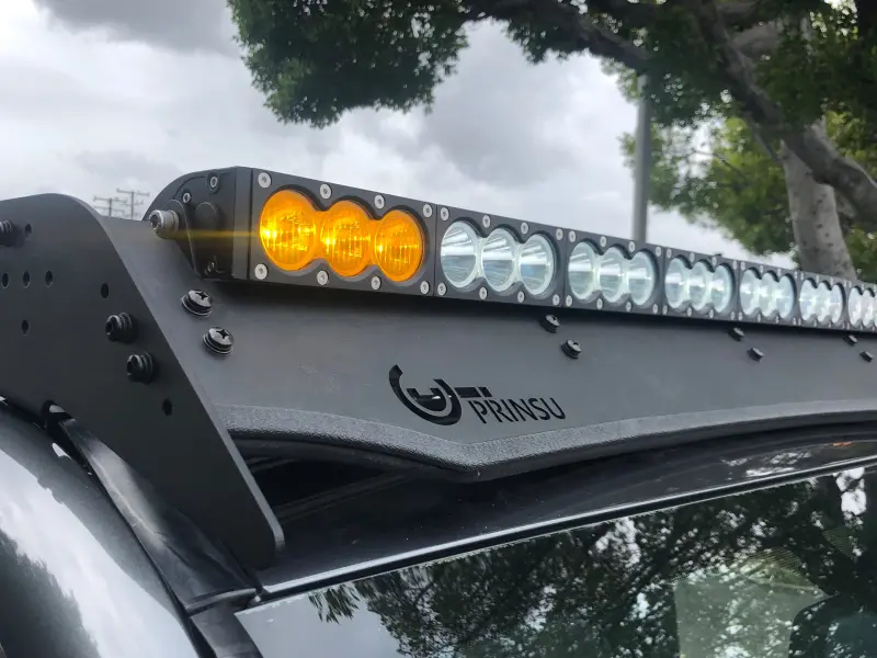 Cali Raised Amber/White Dual-Mode Led Light Bar Kit With Prinsu Mount & Compact Wiring Harness 1